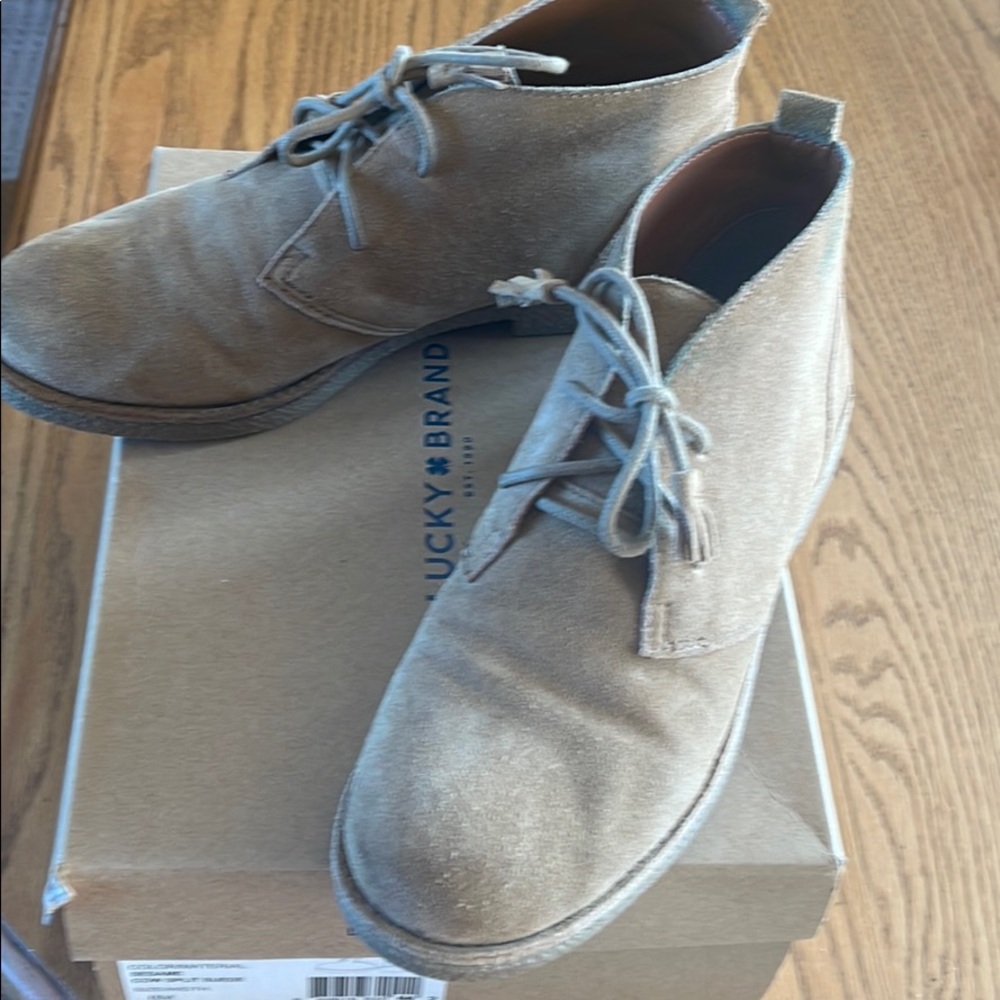Lucky booties size 8